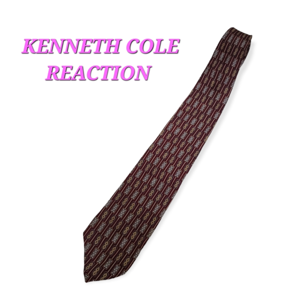 100% silk geometric print tie Kenneth Cole Reaction in Burgundy